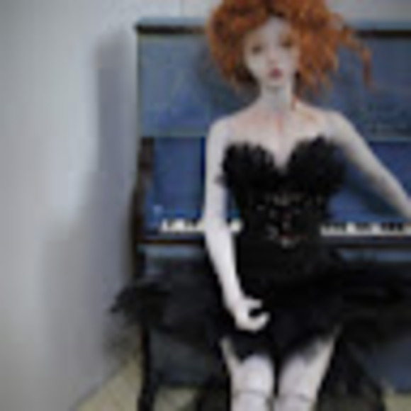 Meet your Posher, Jenndi - Picture 1 of 1